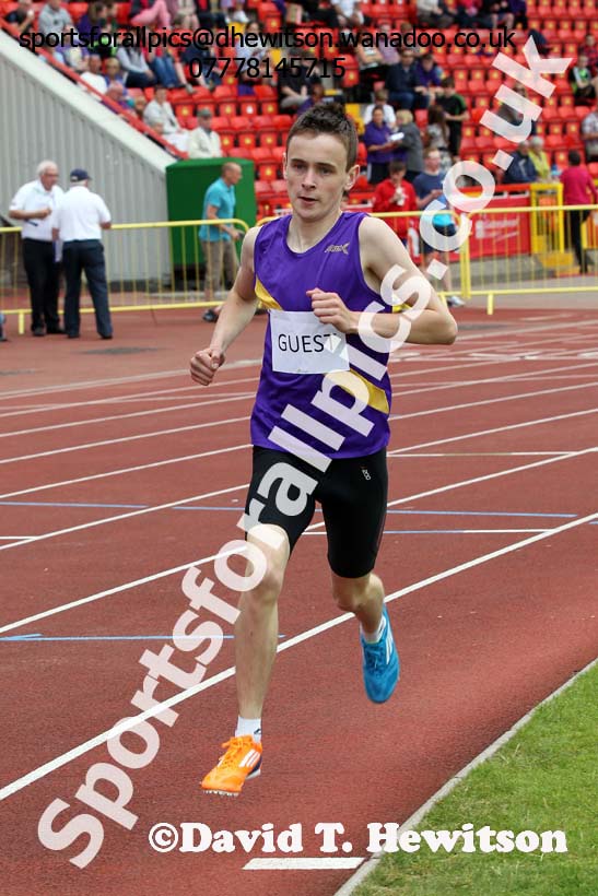 Boys 800 metres, Northern Inter-County Schools, Gateshead International Stadum. Photo: David T. Hewitson/Sports for All Pics